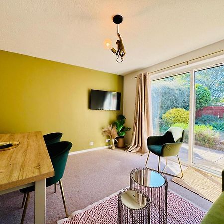 2 Bed House, Sleeps 6, Dog Friendly, Close To A14 M11, With Garden & Parking Long Stay Work Contractor Leisure, Jade CBG Eksteriør billede