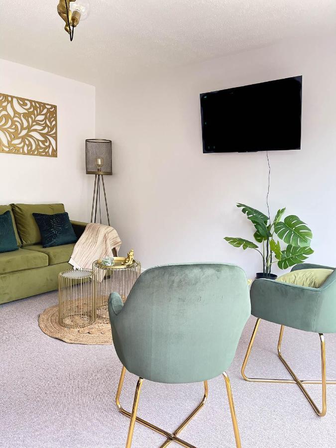 2 Bed House, Sleeps 6, Dog Friendly, Close To A14 M11, With Garden & Parking Long Stay Work Contractor Leisure, Jade CBG Eksteriør billede