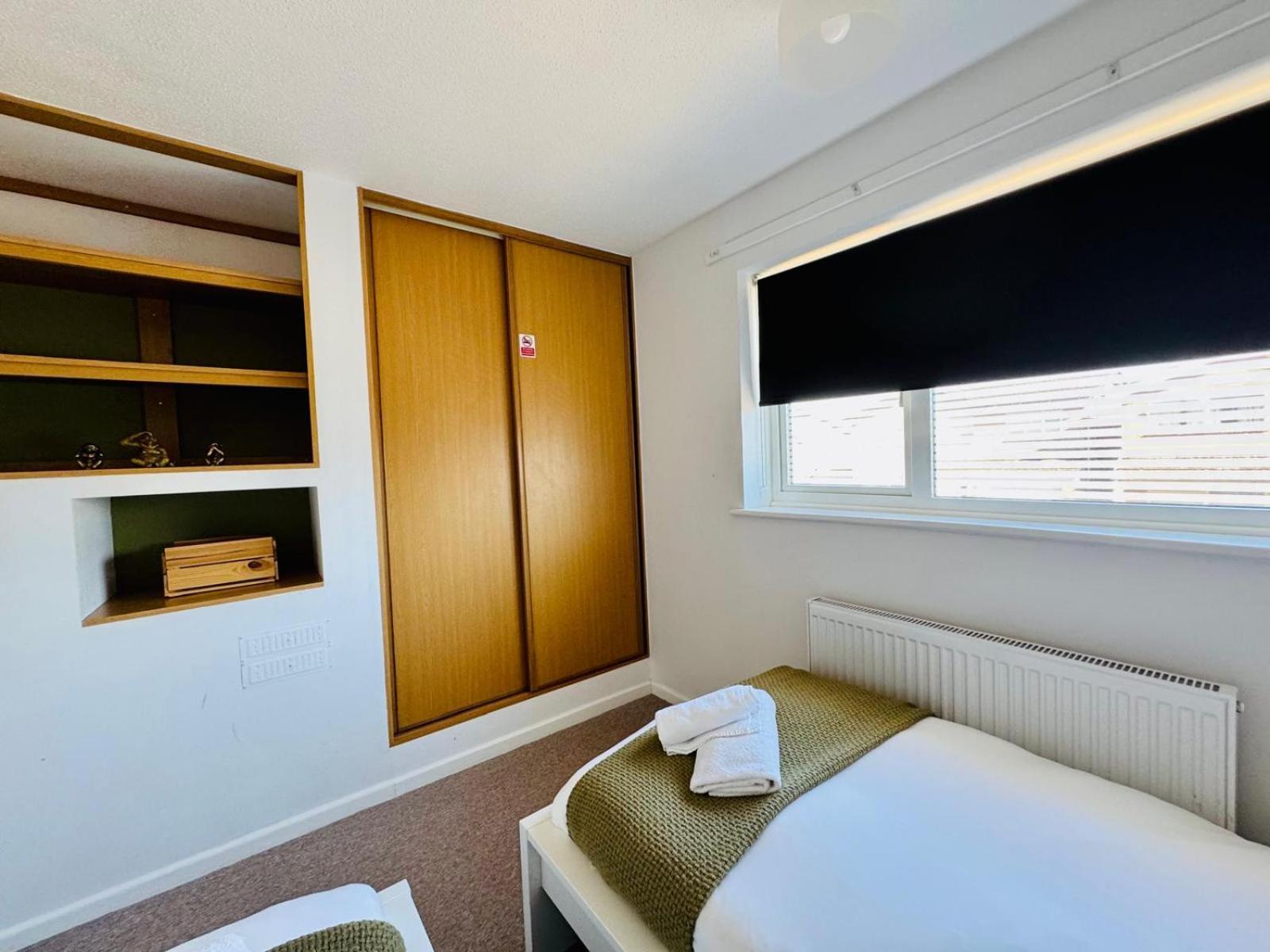 2 Bed House, Sleeps 6, Dog Friendly, Close To A14 M11, With Garden & Parking Long Stay Work Contractor Leisure, Jade CBG Eksteriør billede